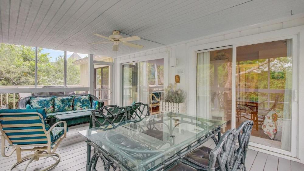 23 Sandcrab Court by AvantStay Private Home w Balcony Grill